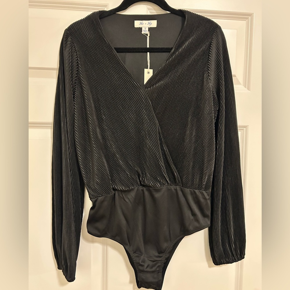 Black long sleeve bodysuit, Size Small.